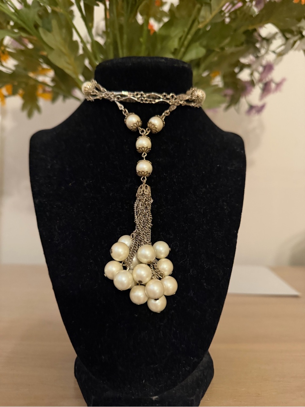 24” Long Pearl Cluster Pendant Necklace - White Pearls - Picture 2 of 3